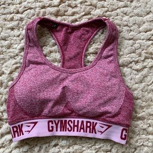 Gymshark Logo Sports bra magenta